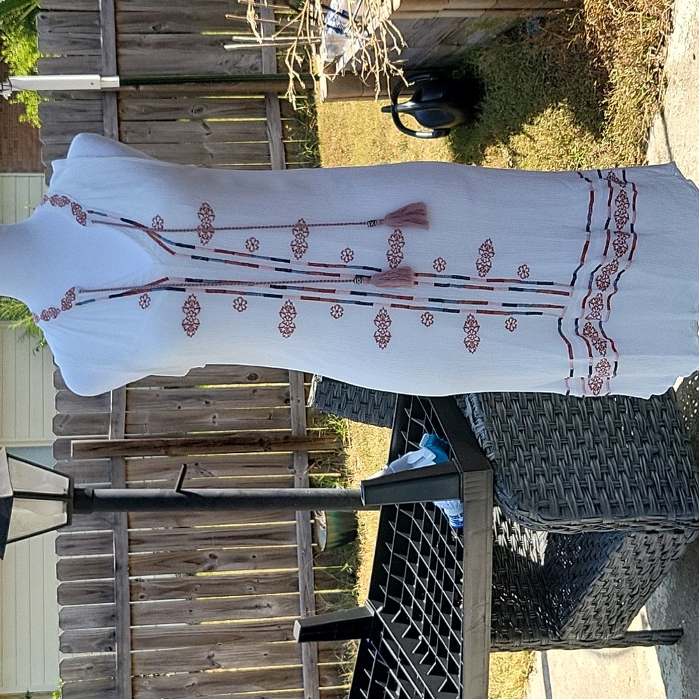 Knox Rose White Midi Dress with Pink Embroidery